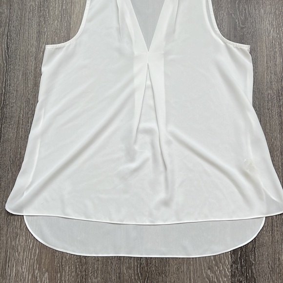 Vince Camuto Sheer White V Neck Blouse Flowy Small - Picture 4 of 8